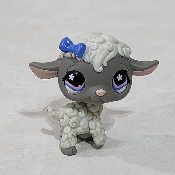 LPS Littlest Pet Shop 549 Lamb Sheep White Gray Blue Bow Flower Eyes - Picture 1 of 4